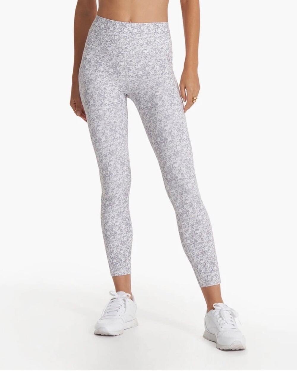 Vuori Lavender Performance High Rise 4 Way Stretch Gym Yoga Leggings-Size S